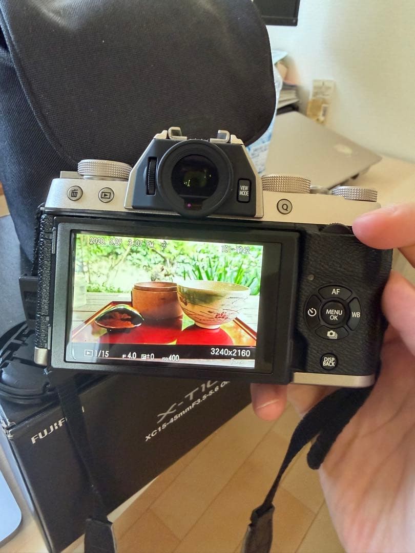 FUJIFILM X T100 Digital Camera with Lens