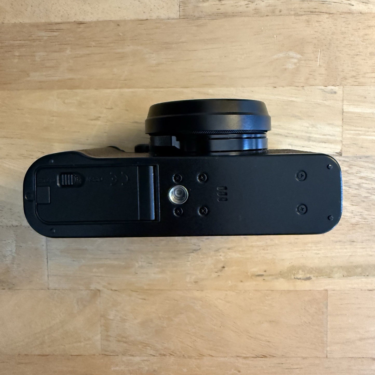 Fujifilm X100F 24.3 MP Black APS-C Digital Camera w/23mm f2 Lens 73W03054 +More